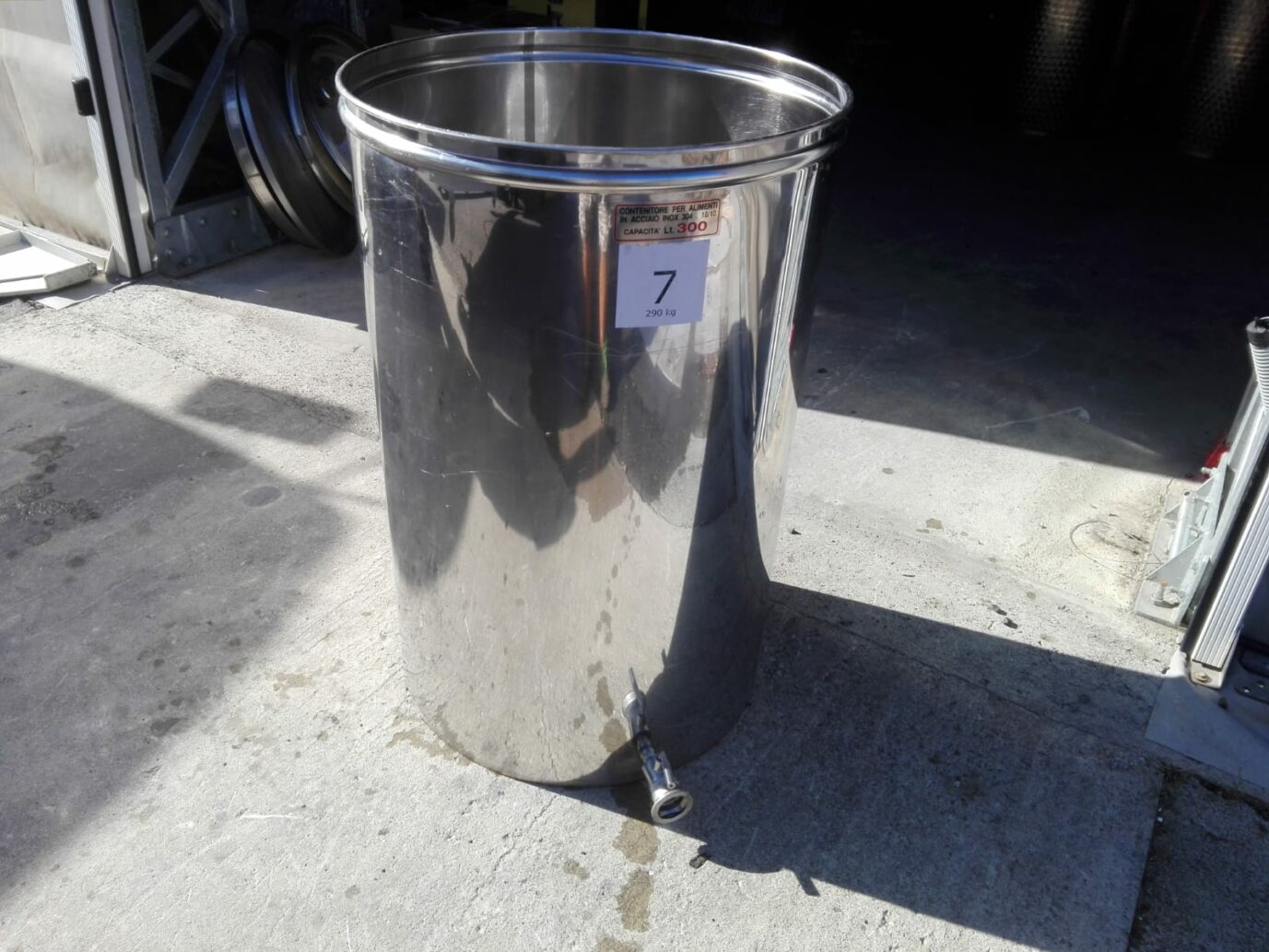BOTTE INOX LT. 300(TF2492) 1 BOTTE INOX LT. 300(TF2492)