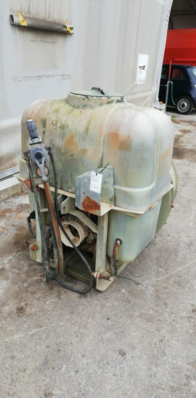 ATOMIZZATORE 400 LT. NOBILI (PP9440) 1 ATOMIZZATORE 400 LT. NOBILI (PP9440)