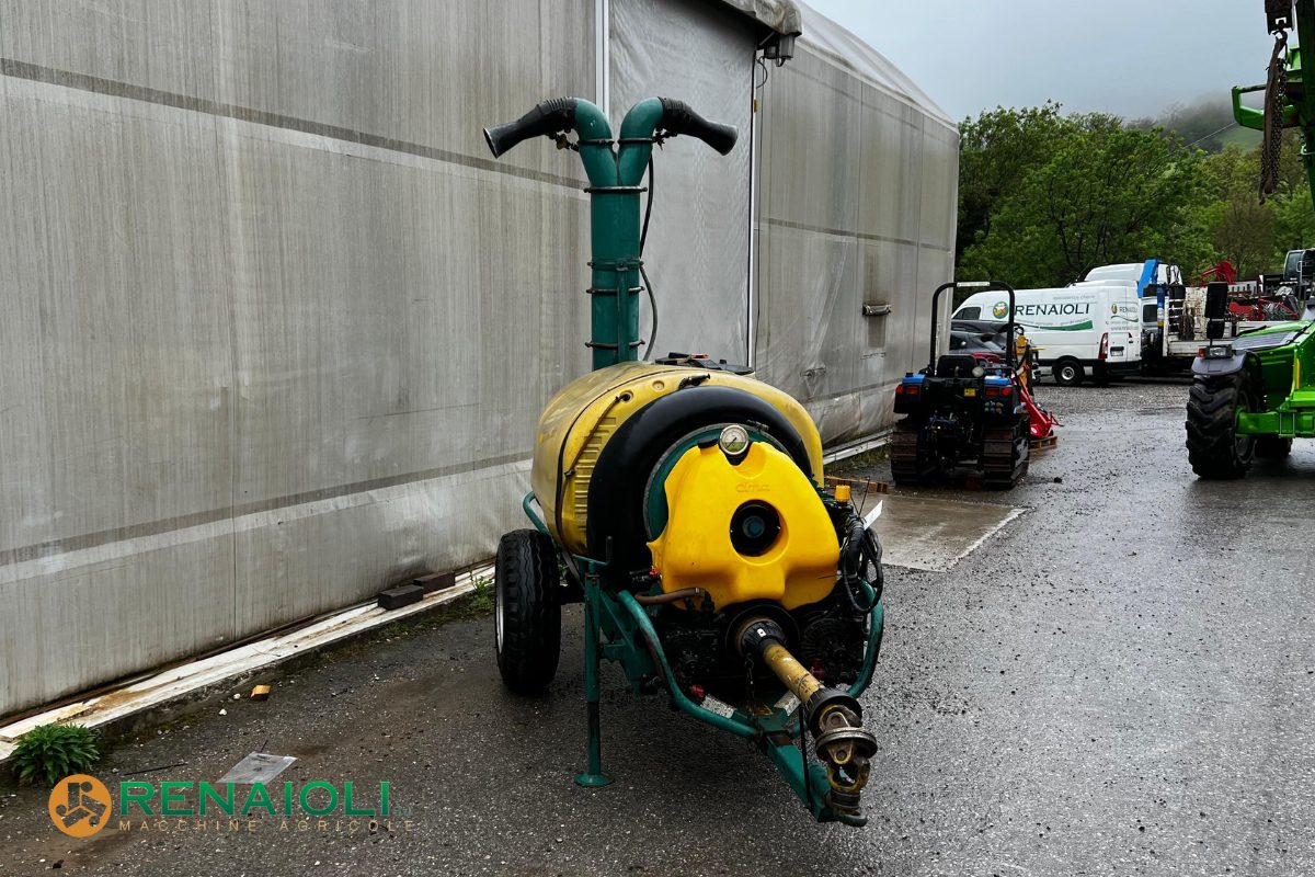 NEBULIZZATORE TRAINATO BLITZ 55 AG LT 1000 CIMA (FF3251) 6 NEBULIZZATORE TRAINATO BLITZ 55 AG LT 1000 CIMA (FF3251) - immagine 6