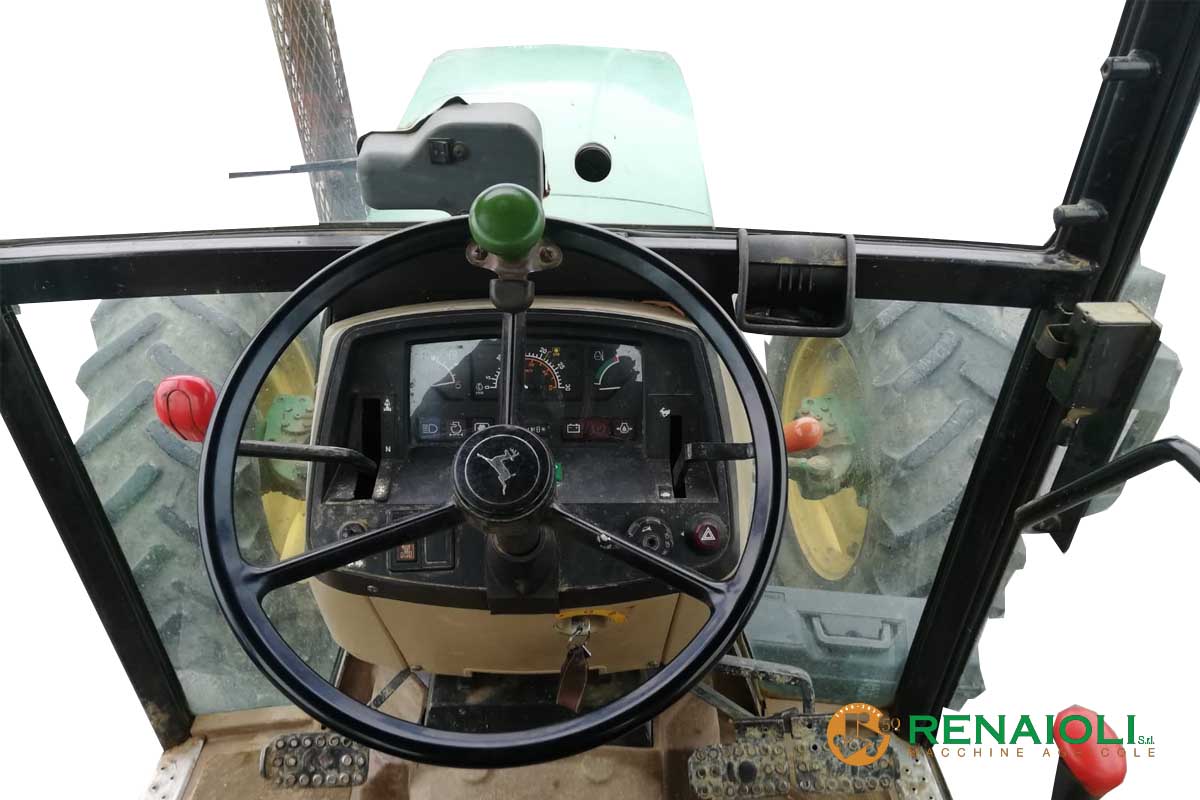 TRATTORE GOMMATO 5500 JOHN DEERE (TR9657) 6 TRATTORE GOMMATO 5500 JOHN DEERE (TR9657) - immagine 6