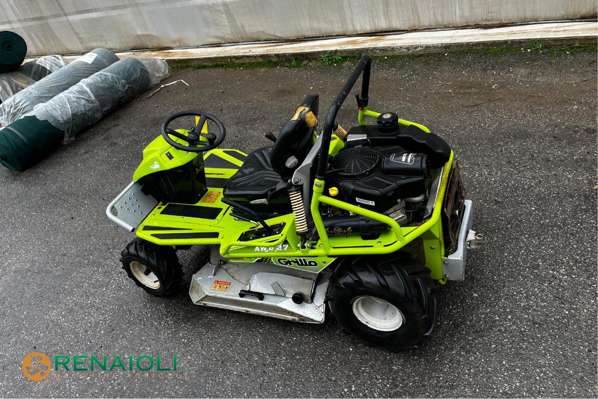 TRATTORINO TRINCIATOSAERBA CLIMBER 10 AWD 27 GRILLO (SM11075) 6 TRATTORINO TRINCIATOSAERBA CLIMBER 10 AWD 27 GRILLO (SM11075) - immagine 6