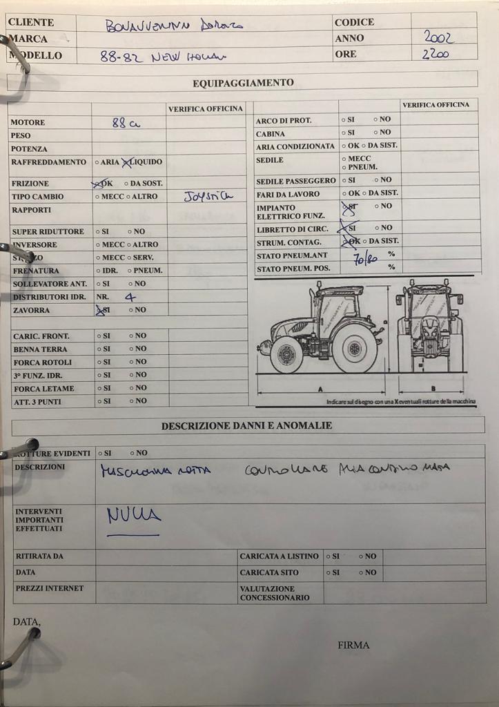 TRATTORE CINGOLATO 88-85 NEW HOLLAND (BD????) 1 TRATTORE CINGOLATO 88-85 NEW HOLLAND (BD????)