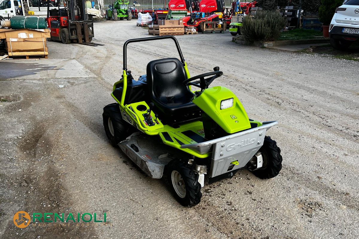 TRATTORINO TRINCIATOSAERBA CLIMBER 10 AWD 22 GRILLO (UDC6742) 4 TRATTORINO TRINCIATOSAERBA CLIMBER 10 AWD 22 GRILLO (UDC6742) - immagine 4