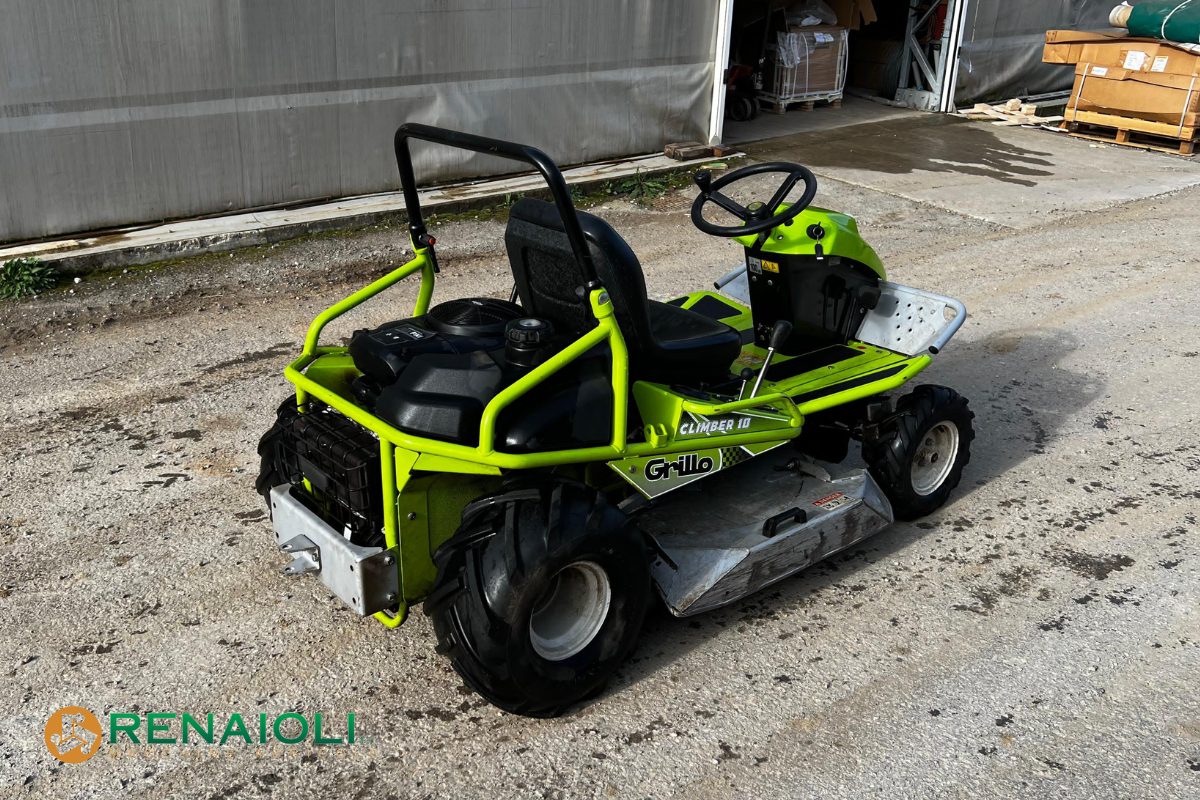 TRATTORINO TRINCIATOSAERBA CLIMBER 10 AWD 22 GRILLO (UDC6742) 6 TRATTORINO TRINCIATOSAERBA CLIMBER 10 AWD 22 GRILLO (UDC6742) - immagine 6