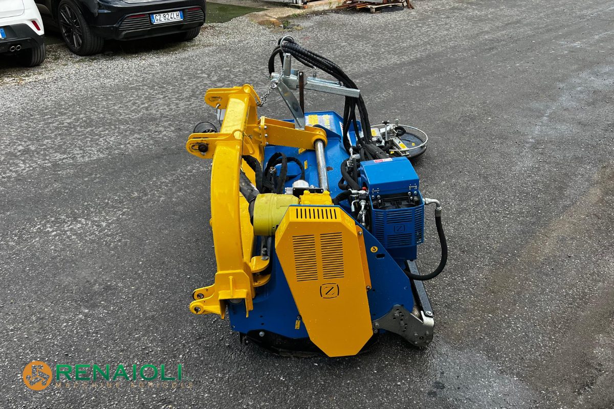 TRINCIA SPOSTABILE TRE PRO 2300 + TESTATA INTERFILARE IT-PRO DIAM. 70 CM ZANON (GN7000) 6 TRINCIA SPOSTABILE TRE PRO 2300 + TESTATA INTERFILARE IT-PRO DIAM. 70 CM ZANON (GN7000) - immagine 6