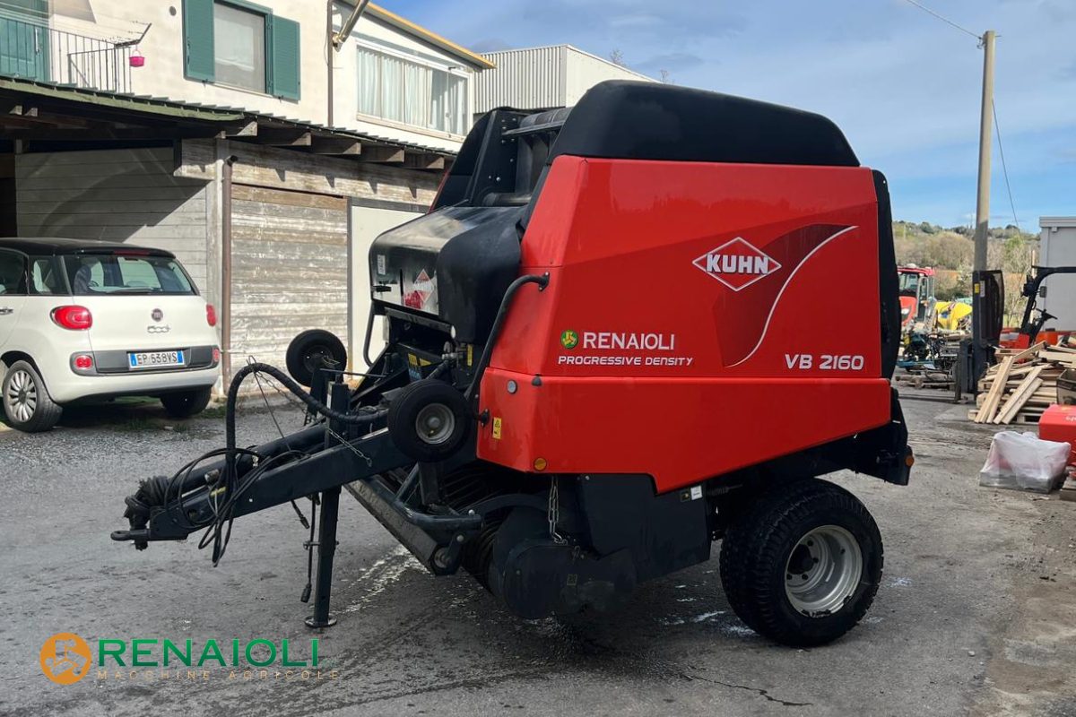 ROTOPRESSA CAMERA VARIABILE VB 2160 KUHN (GC6253) 4 ROTOPRESSA CAMERA VARIABILE VB 2160 KUHN (GC6253) - immagine 4